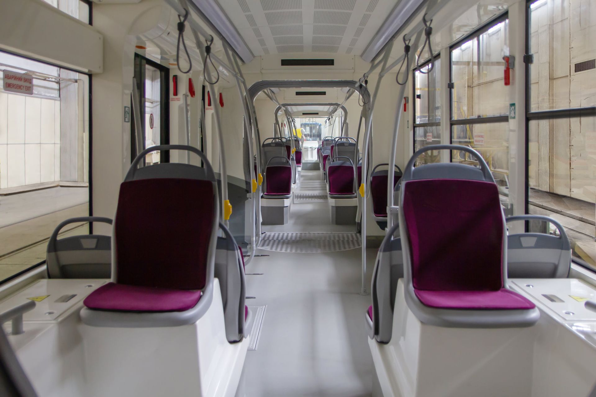 Салон нового трамваю