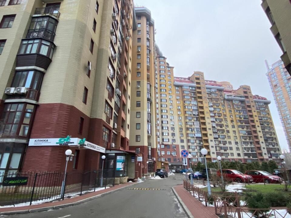 Які квартири і будинки продають у Києві на державних аукціонах: перелік 11