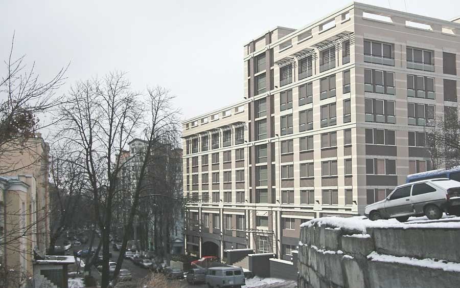 Київрада може продовжити договір оренди фірмі, яка руйнувала історичну будівлю на Подолі 1