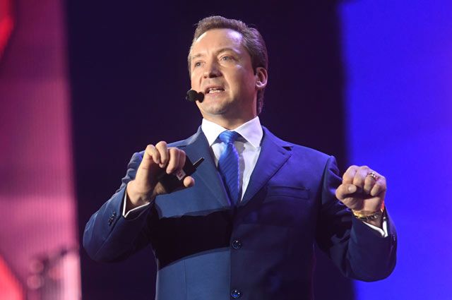 Росіянин Роман Василенко - засновник піраміди "Life is good"