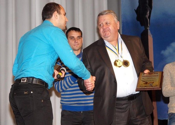 Григорій Рябикін (праворуч) - багаторічний депутат