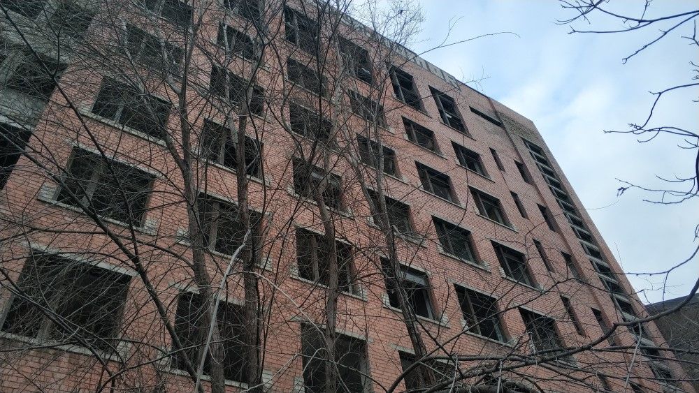 Хто придбає офісну 7-поверхову будівлю у центрі Дніпра за 200 млн грн 2