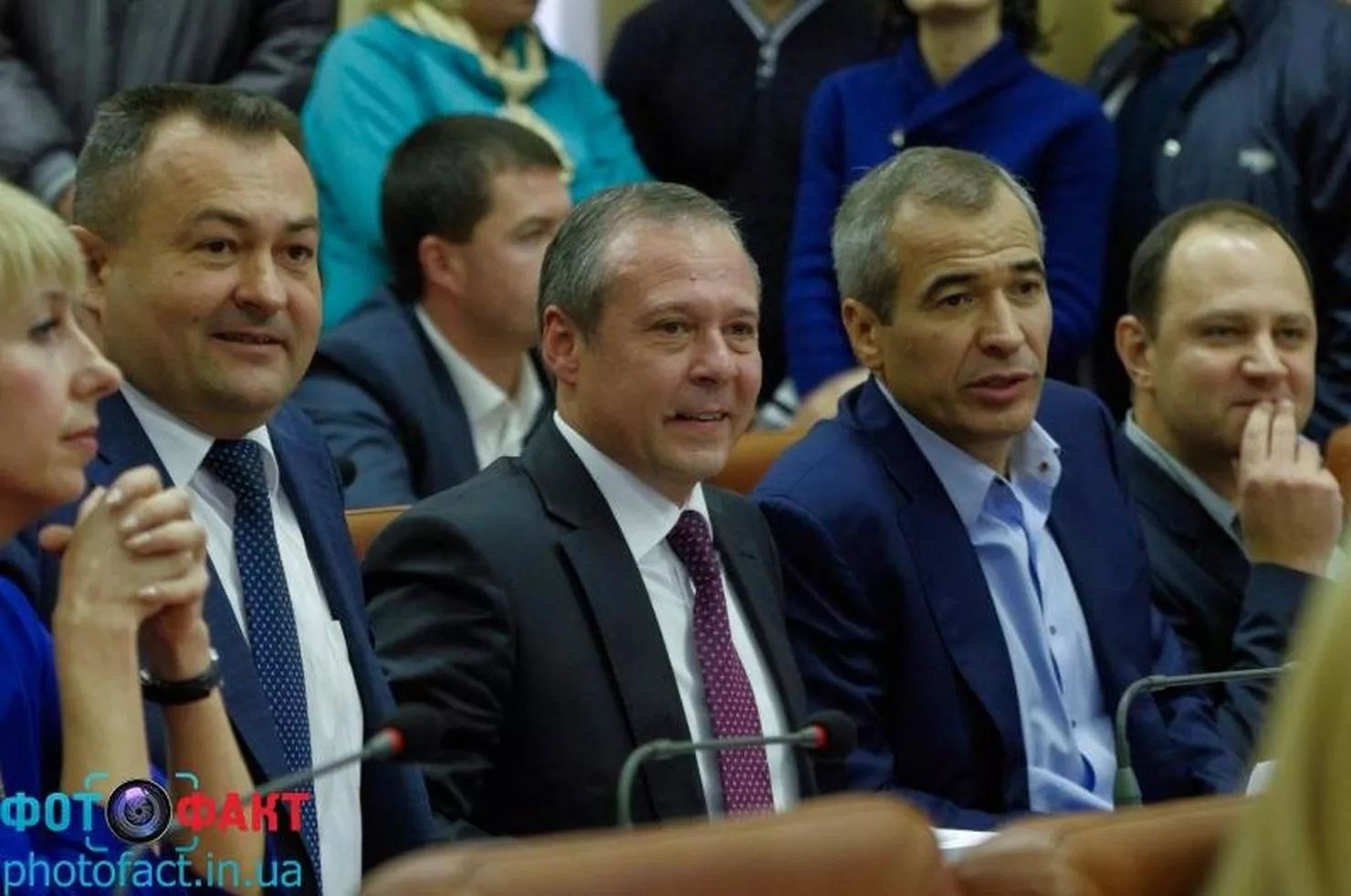 Спільне фото запорізьких політиків Романа Тарана (по центру) та Володимира Кальцева (праворуч)