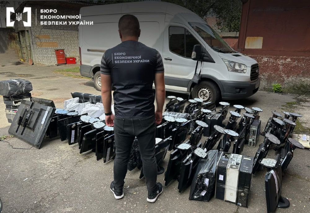 Конфіскована комп'ютерна техніка. Фото: БЕБ