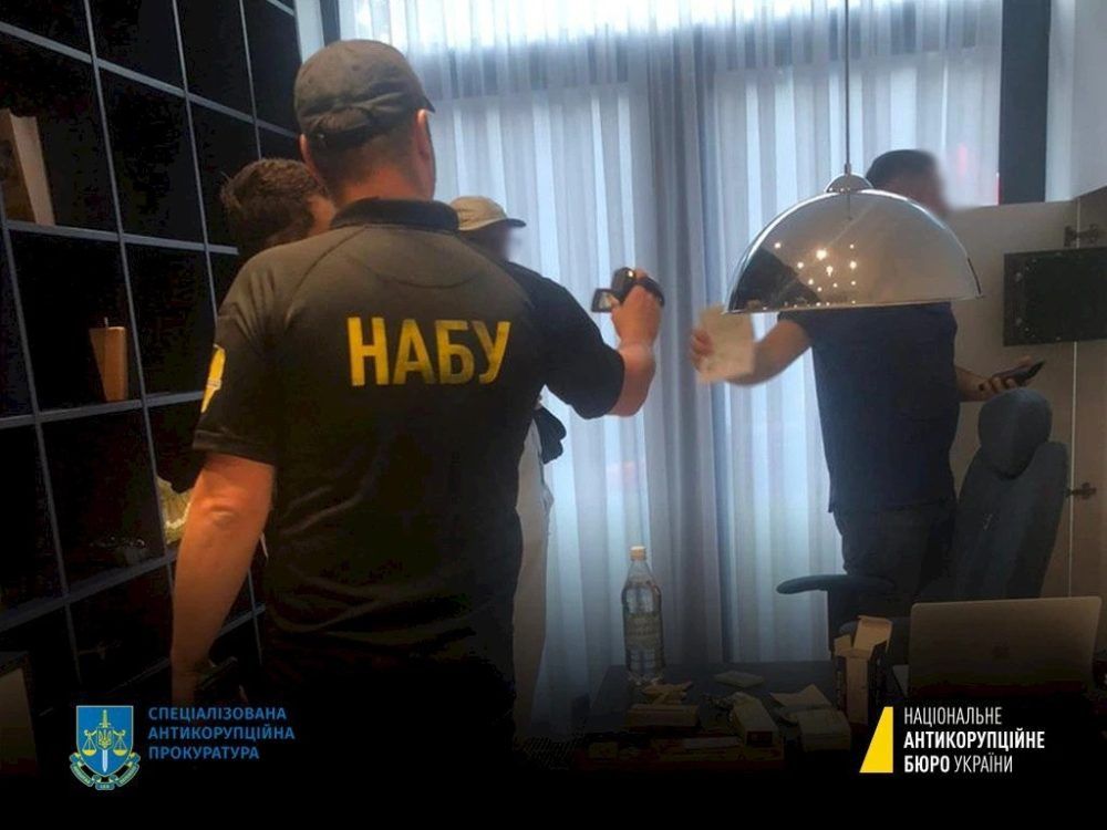 Тривають слідчі дії. ФОТО: НАБУ