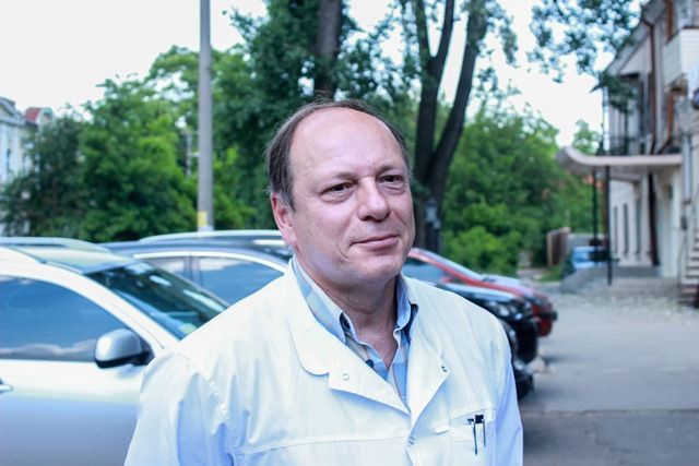 Головний лікар Лікарні матері та дитини ім. М. Руднєва Ігор Македонський. Фото: Дніпропетровська ОДА