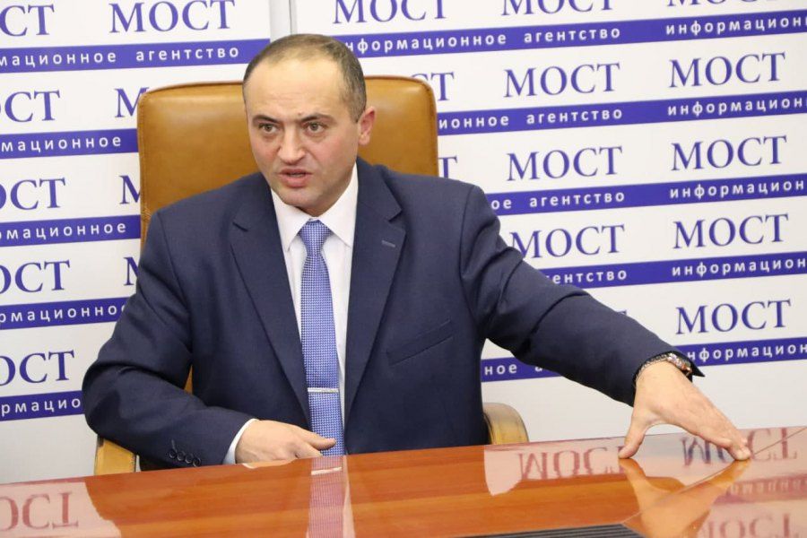 Депутат Дніпропетровської обласної ради Сергій Манза