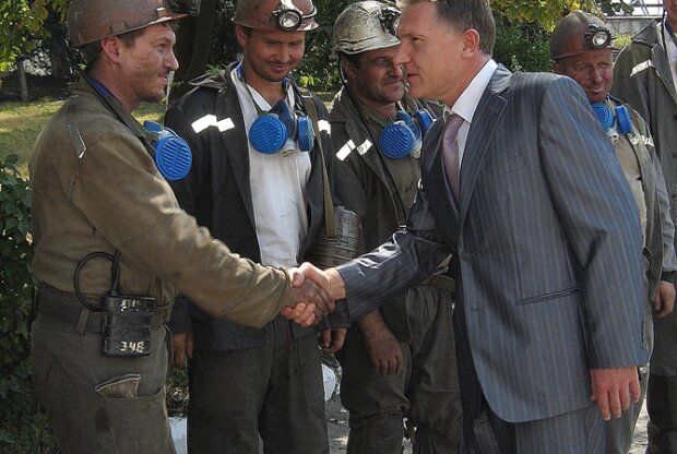 Артур Мартовицький на зустрічі з шахтарями