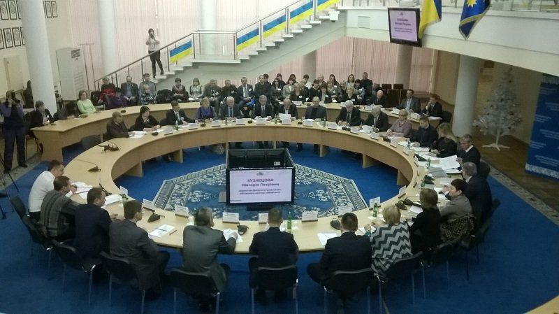 Почему зарплата 3 200 гривень – это плохо 1