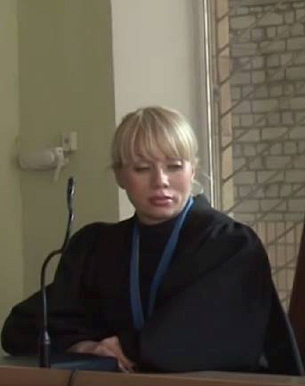 злой ангел Жилсервиса-6 Элеонора Женеску