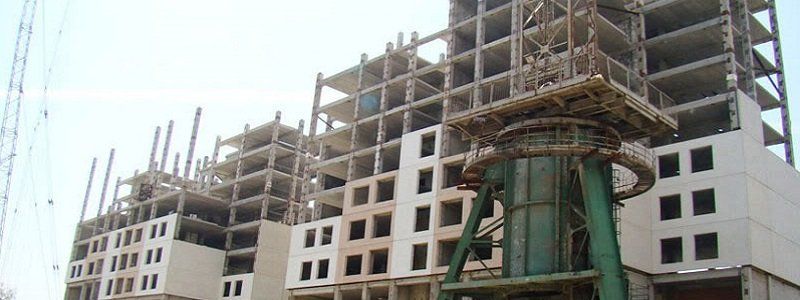 Как обезопасить себя при покупке жилья на стадии строительства?