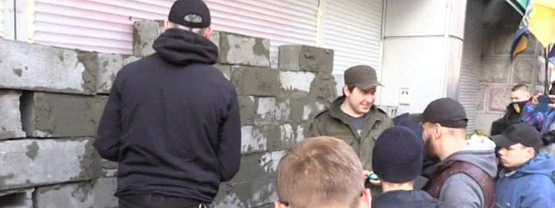 Российские банки в Украине: закрыть нельзя оставить 1