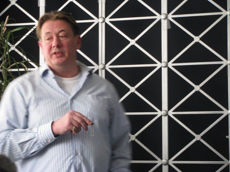 Градсовет Днепра: дома с подсветкой, небоскреб и прозрачный офис 8