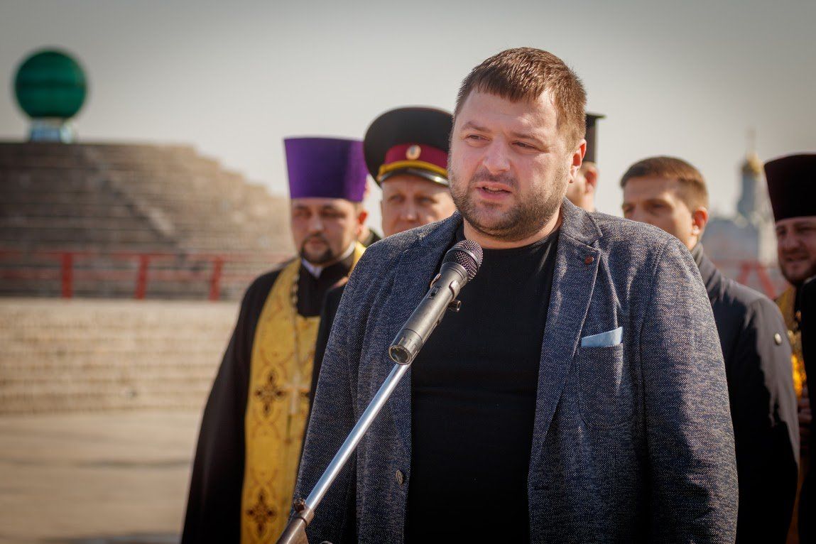 Михайло Лисенко передав дніпровським рятувальникам понад 200 сучасних комплектів захисного одягу 1