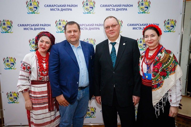 Самарський район Дніпра відзначає 40-річчя: Борис Філатов привітав містян зі святом 3