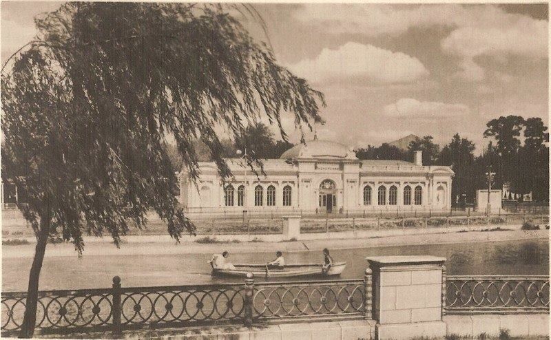 Парк Глобы: жизнь от елки до елки 1