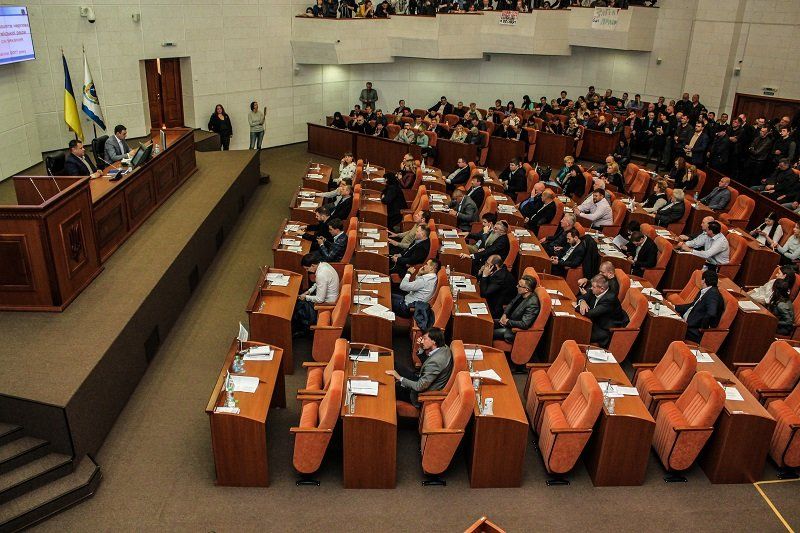 Что происходит на сессии горсовета Днепра 21