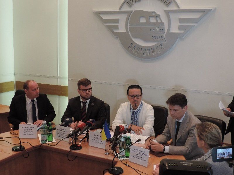 Что главный железнодорожник Украины Войцех Балчун делал в Днепре 1