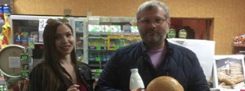 Самые смешные фотожабы про Вилкула и кефир