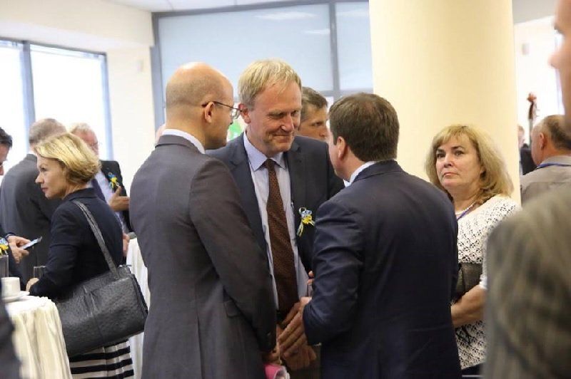 Зубко рассказал и показал на что пошли 400 млн евро ЕС 6