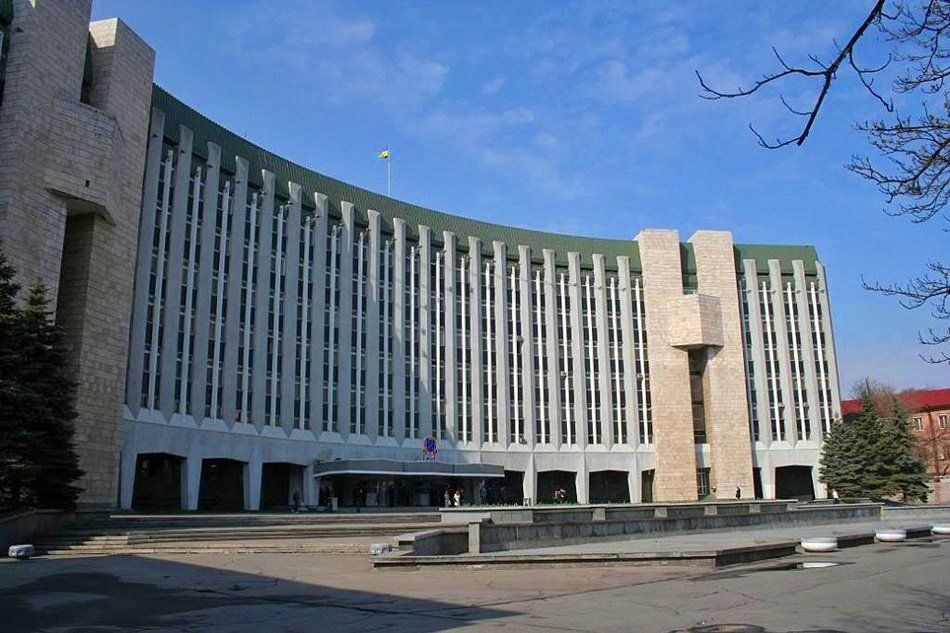 Много чиновников? А бывает и больше! 1