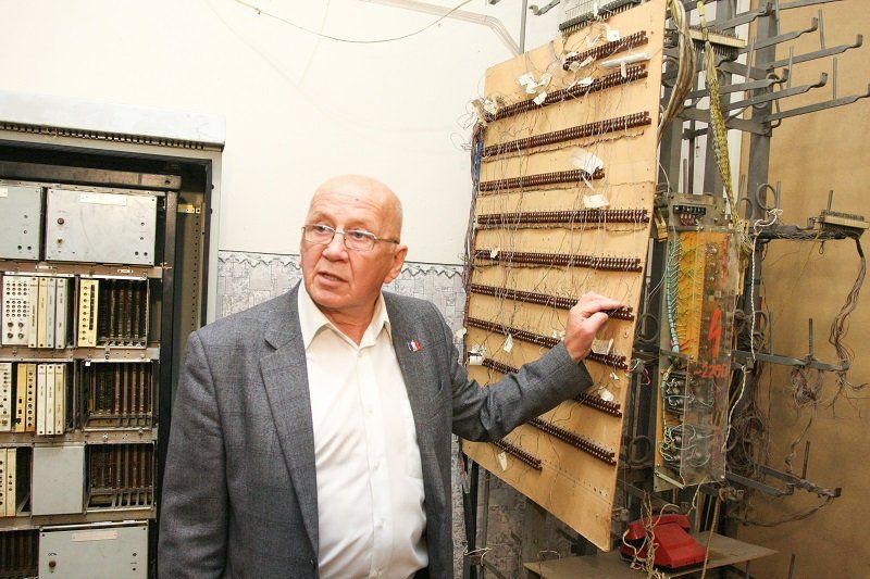 В Днепре запустили зеленую волну: управление светофорами через Интернет 1