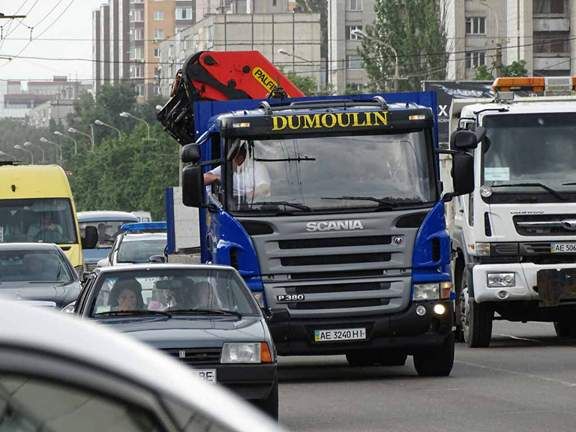 У ніч проти суботи в Дніпрі демонтували майже півсотні незаконних газових заправок 2