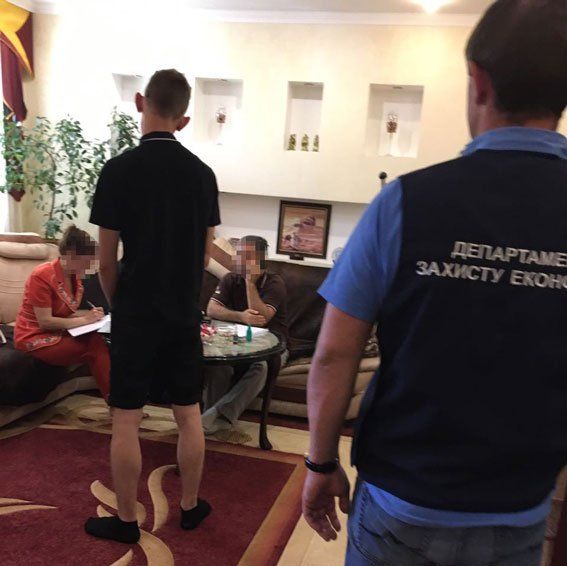 Екс-чиновник обіцяв «вирішити» питання за 50 тисяч євро 2