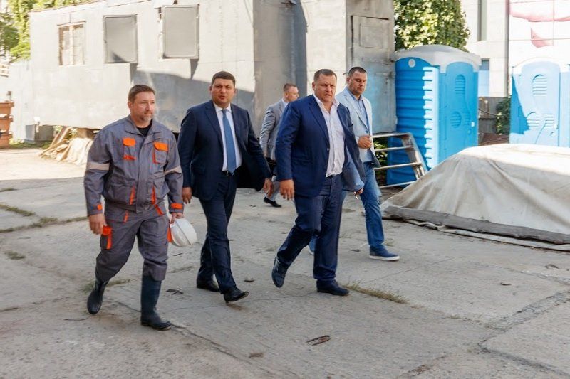 Прем'єр-міністр Володимир Гройсман і мер Борис Філатов оглянули будівництво «Центральної» станції Дніпровського метрополітену 1
