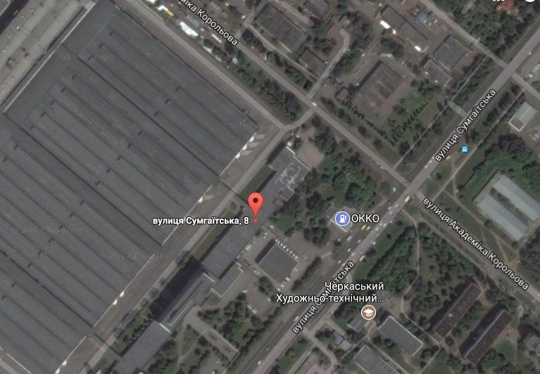 Черкаські комунальники оплатять водію ремонт автомобіля, що влетів у яму 1