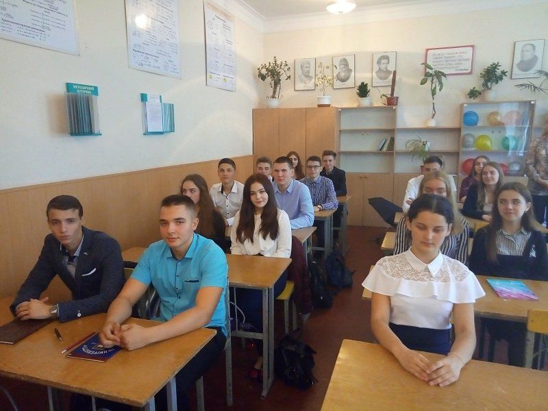 47 школа: безвоздушная линейка и старания учителей 2