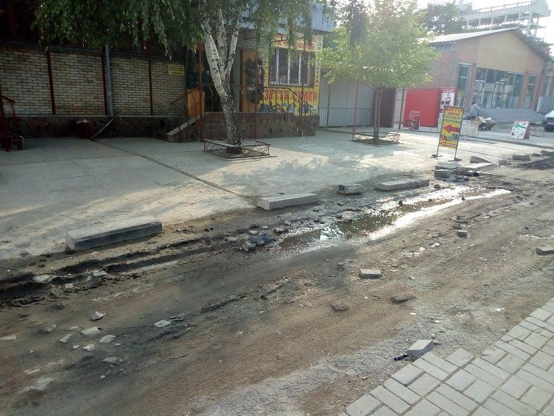 Есть ли проезд по ул. Боброва 8