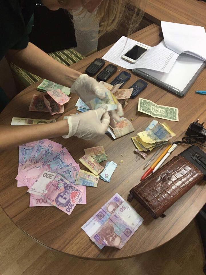 Днепровские судьи в Киеве давали взятку Холодницкому 2