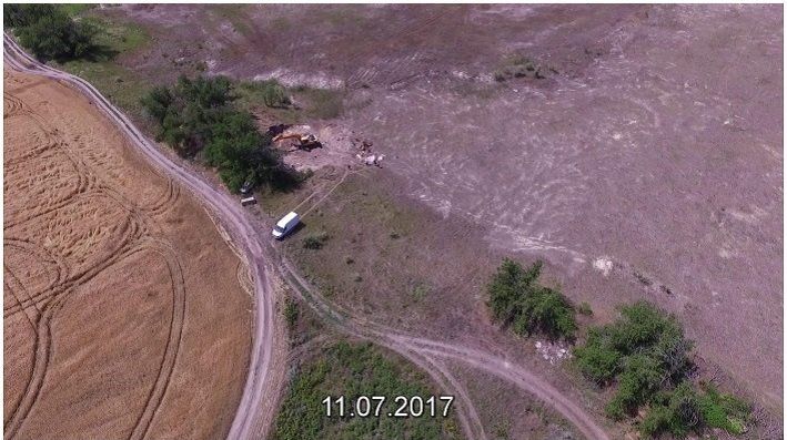 Что и куда везут большегрузы с берегов Голубого озера 1