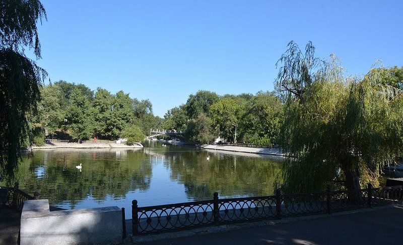 Сколько земли у парка Глобы? 6