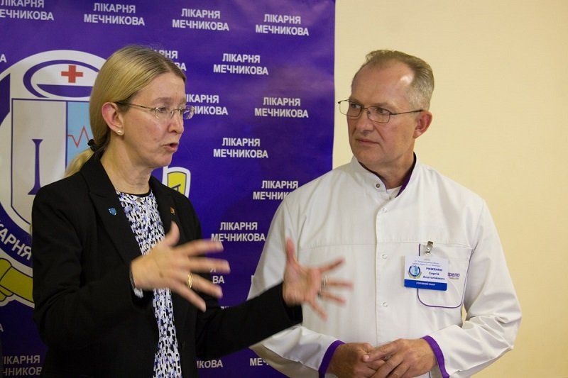 Ульяна Супрун в Днепре хвалила и обещала 7