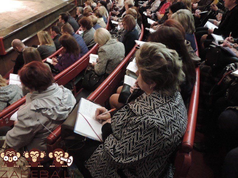 Почему в школах Днепра ни на что не хватает денег 7