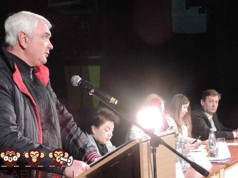 Почему в школах Днепра ни на что не хватает денег 8