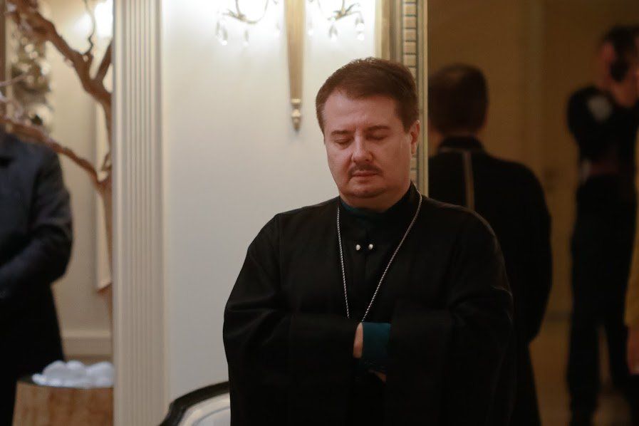 Дмитрий Томчук: на один вечер нас попросили ослепнуть 3