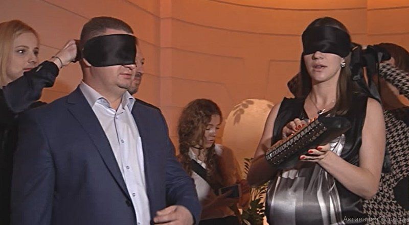 BLACK BOX: У Дніпрі провели благодійну вечерю у темряві 5