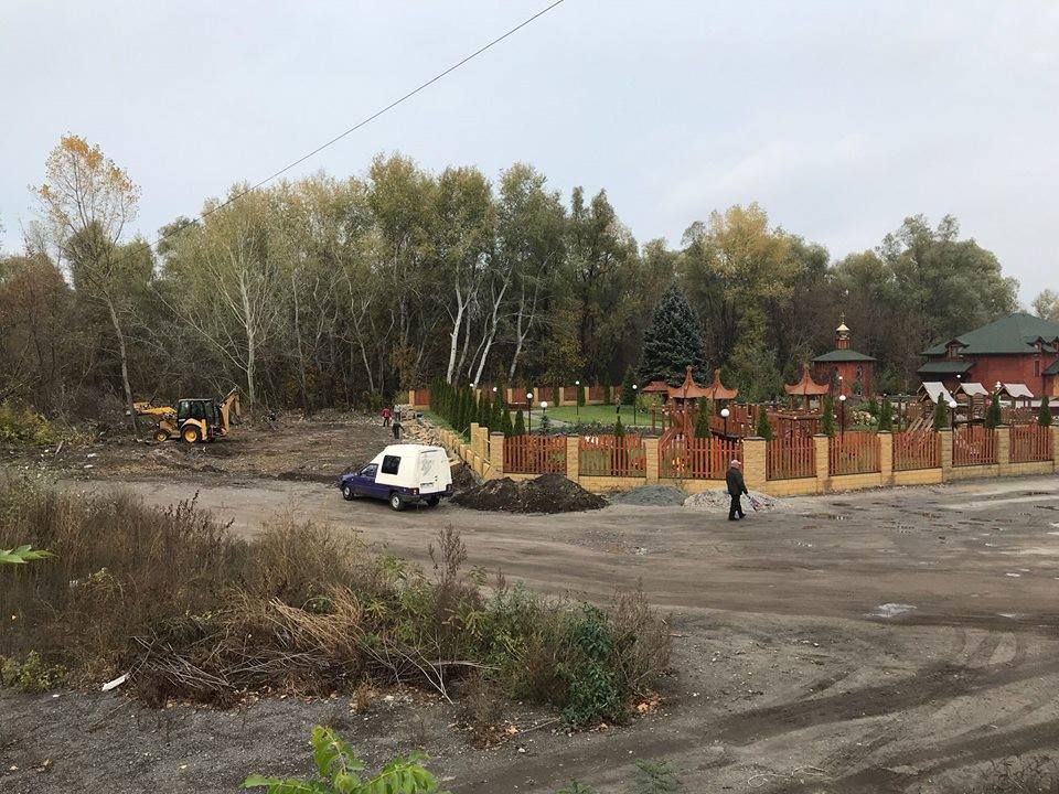 Что происходит вокруг храма на ж/м Покровский в Днепре 1
