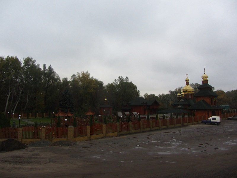 Что происходит вокруг храма на ж/м Покровский в Днепре 4