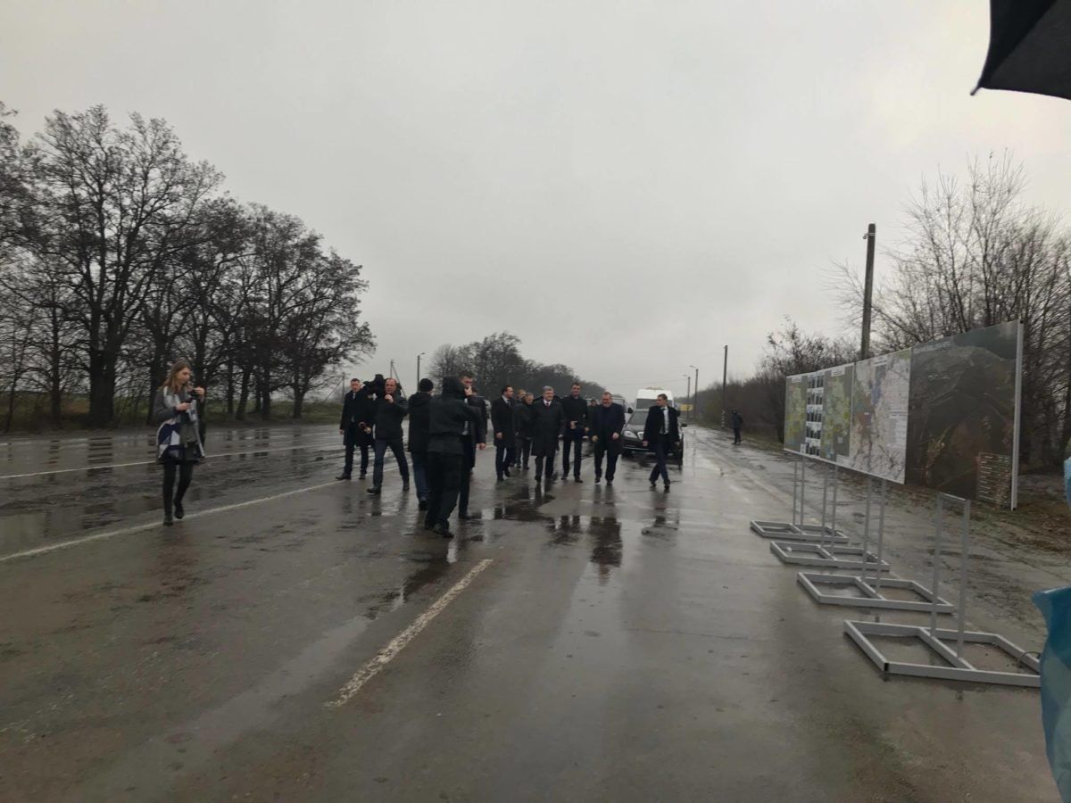 Петро Порошенко відзначив роботу Бориса Філатова та взяв участь в урочистих заходах 3