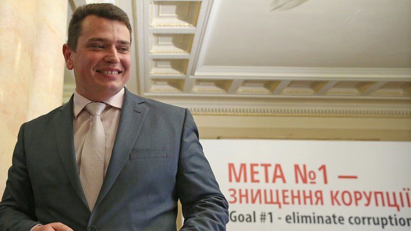 НАБУ: между Коломойским и Порошенко 1