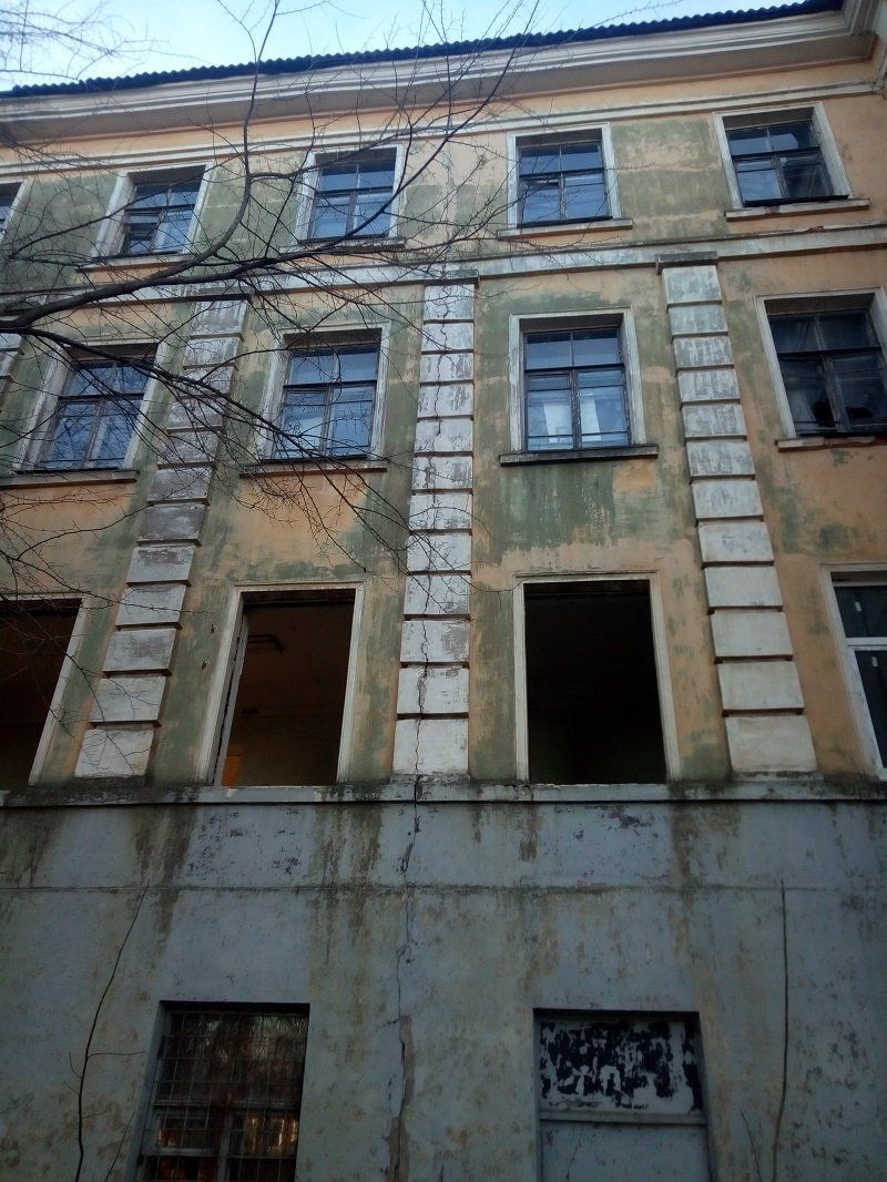 Что делать с «заброшками» Днепра? Бородинская,11 2