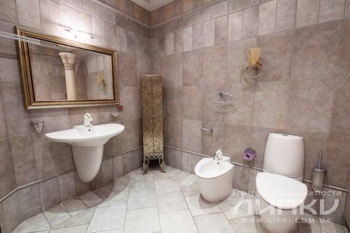 Кому принадлежит квартира, в которую силовики пришли за Саакашвили 6