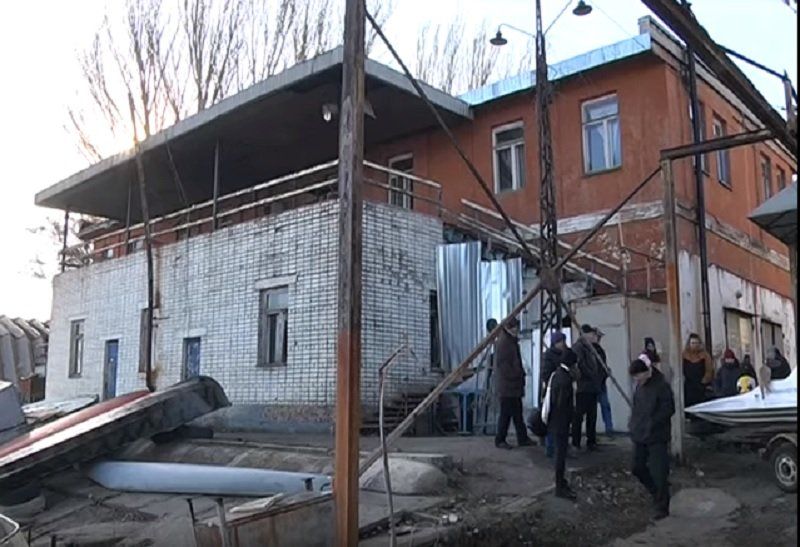 Почему ДМЗ выгоняет спортсменов с тренировочной базы 1