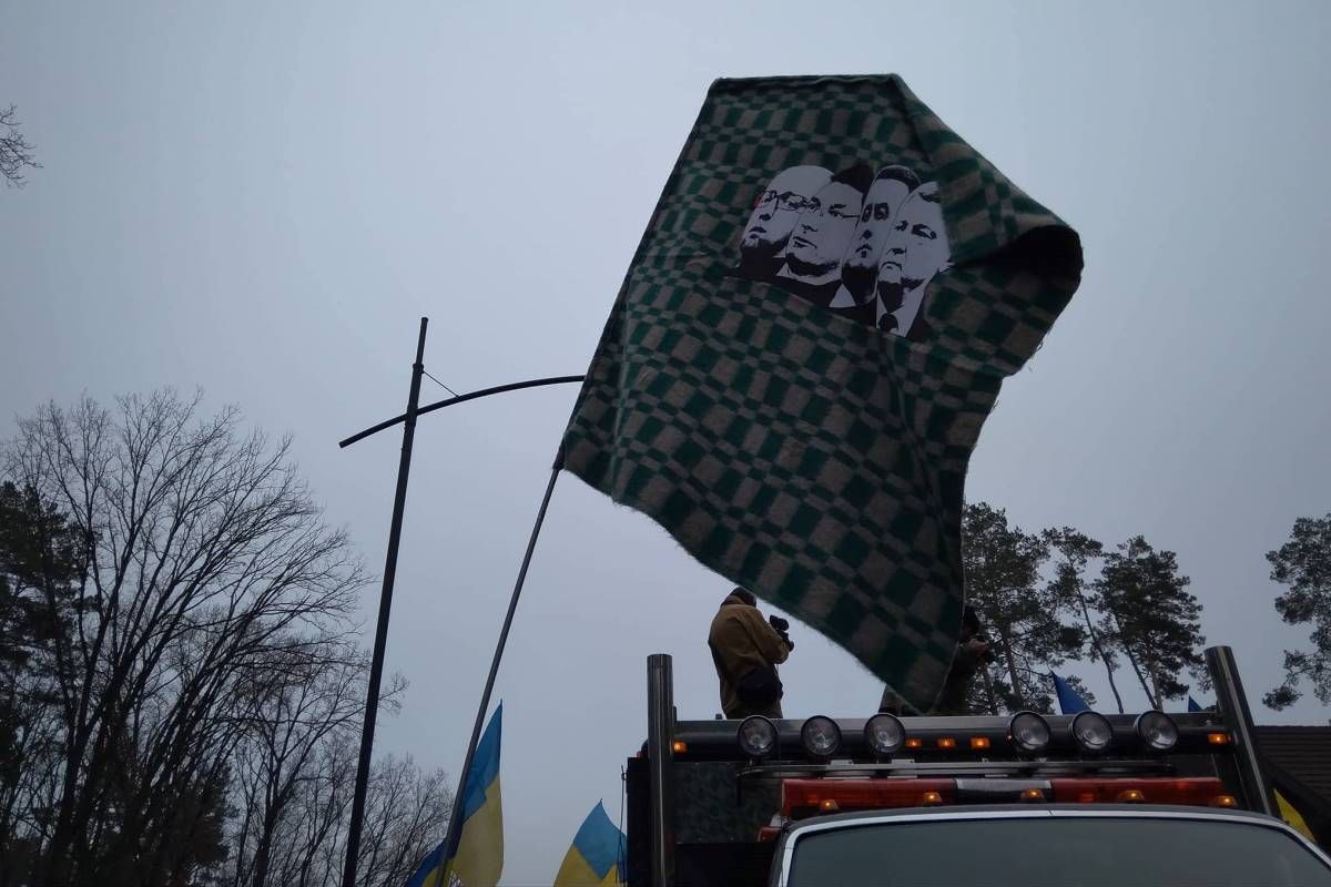 Пока арестовывали Саакашвили и пугали Луценко, Корбан дал совет тем кто в СИЗО 4