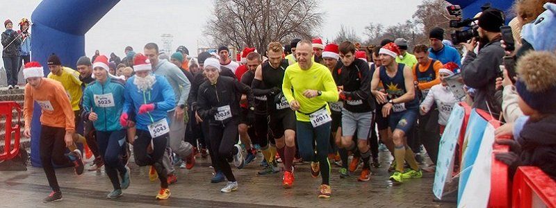 У Дніпрі відбувся благодійний легкоатлетичний «Забіг Миколайчиків»