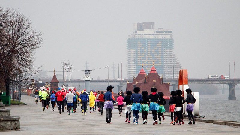 У Дніпрі відбувся благодійний легкоатлетичний «Забіг Миколайчиків» 1